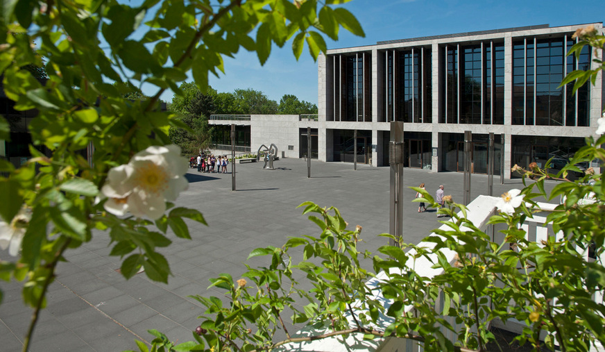 Weimarhalle am UNESCO-Platz