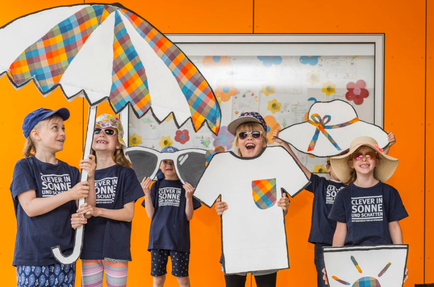 Sonnenschutz ist „kinderleicht“: Schatten, Kleidung, Sonnencreme
