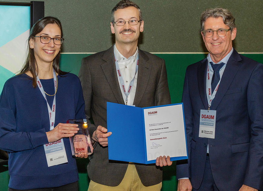 v.l.n.r: Dr. med. Anna Wolfschmidt-Fietkau und Priv.-Doz. Dr. med. ­Rüdiger Görtz, Prof. Dr. med. Thomas Kraus