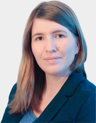 Antonia Richter;   antonia.richter@vdbw.de  Sprecherin der Arbeitsgruppe „Bühnen und Orchester“