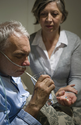 



Häusliche Pflege kann die Gesundheit des pflegenden Angehörigen belasten
