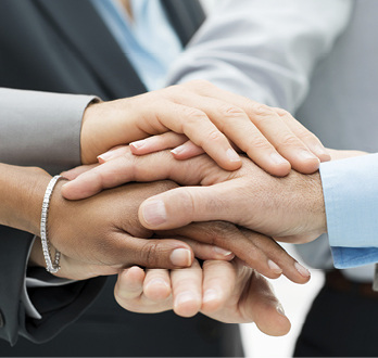 



Eine enge Zusammenarbeit zwischen den Unfall-versicherungsträgern und Betriebsärzten ist wichtig
