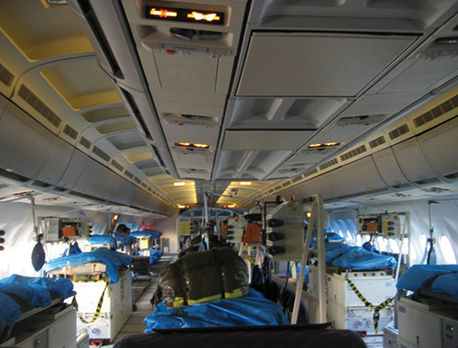 
 Abb. 2: 
 „Fliegende Intensivstation“ der Strategical Aeromedical Evacuation



