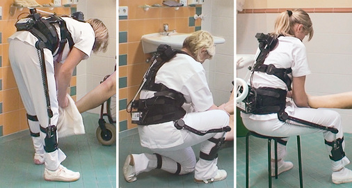 



 Abb. 2: 
 Standardisierter Ablauf der Pflegetätigkeiten im Bad in drei unterschiedlichen Arbeitsweisen: 1. stehend, 2. hockend/kniend und 3. auf einem Hocker sitzend
