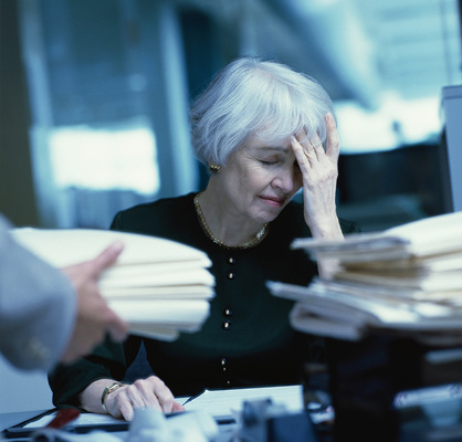 



Aufgrund fortlaufend höherer Ziele sind Mitarbeiter oft mit Überlastungssituationen konfrontiert
