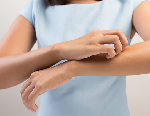 



Berufsbedingte Hauterkrankungen gehören zu den häufigsten Gesundheitsgefahren am Arbeitsplatz
