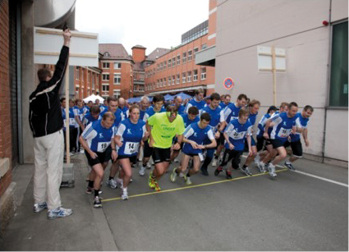 
 Abb. 3: 
 Werkslauf am Gesundheitstag
