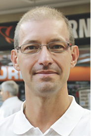 
Dr. med. Christopher Rose, ärztlicher Leiter des Rettungsdienstes der Feuerwehr Remscheid, hat zusammen mit dem Gesundheitsamt der Stadt Remscheid das Projekt ins Leben gerufen
