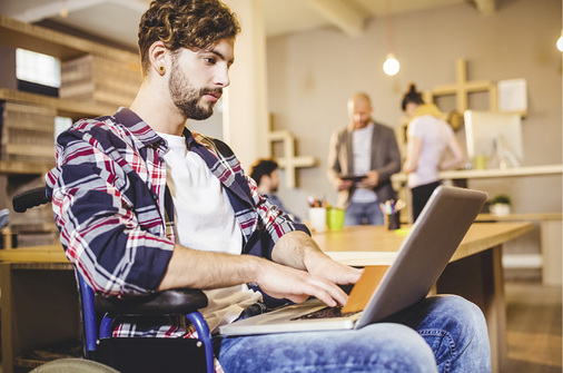 
Das Bundesteilhabegesetz will mit einer Reform des Systems der Eingliederungshilfe für behinderte Menschen die soziale Teilhabe der Betroffenen verbessern



