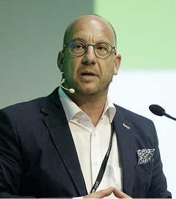 
Mit dem Vortrag „Das präventive Selbst im Zeitalter von Big Data“ eröffnete Prof. Dr. Stefan Selke den Kongress 2017
