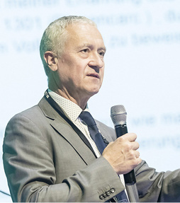 
Prof. Dr. Hans Drexler (DGAUM) sprach zum Thema „Evidenz-basierte Prävention – können wir das in Betrieben leisten?“
