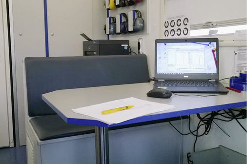 



 Abb. 2: 
 Innenansicht des Untersuchungsmobils
