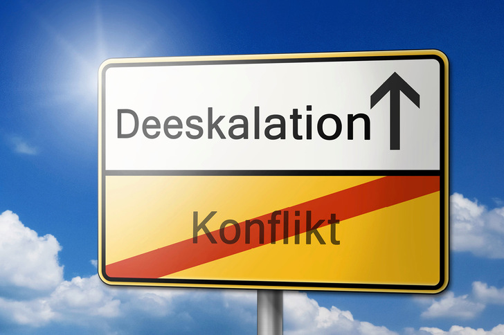 Die Ausbildung der Beschäftigten in Deeskalation ist ein wichtiges Tool innerhalb der systematischen Gewaltprävention und muss in die betrieblichen Strukturen verankert werden