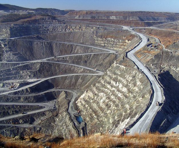 



Arbeiter in Asbestminen haben ein hohes Risiko, an Magen-, Speiseröhren- oder Leberkrebs zu erkranken
