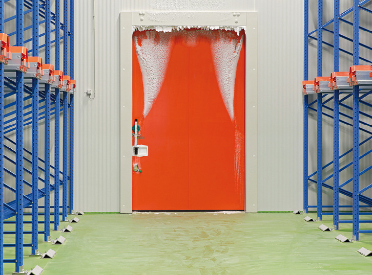 



Arbeitsplätze mit Umgebungstemperaturen unter –20 °C setzen adäquate Kälteschutzkleidung voraus
