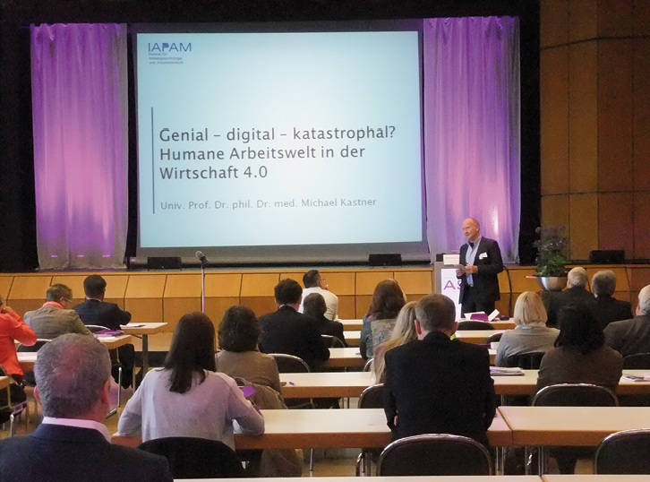 
Professor Michael Kastner erläuterte die Auswirkungen der Wirtschaft 4.0 auf die humane Arbeitswelt
