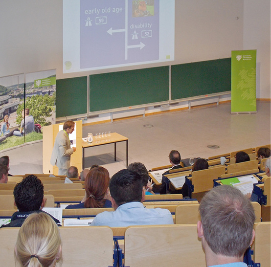 
Prof. Dr. med. Hans Martin Hasselhorn, Bergische Universität Wuppertal, Lehrstuhl für Arbeitswissenschaft
