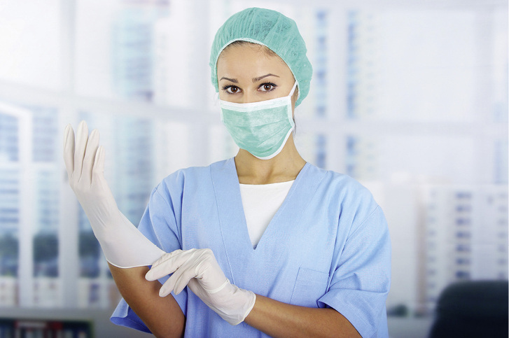 
Insbesondere Beschäftigte im Gesundheitsdienst haben ein erhöhtes Infektionsrisiko



