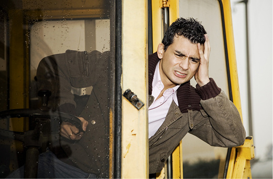 
Unfälle im Verkehrsbereich konfrontieren die Betroffenen oft mir schweren Verletzungen oder sogar Todesfällen. Wird das Erfahrene nicht adäquat verarbeitet, kann eine posttraumatische Belastungsstörung die Folge sein



