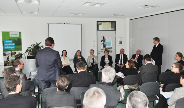 © DGAUM Die Auftakt-veranstaltung zum Modellvorhaben “Gesund arbeiten in 
Thüringen (GAIT)“ am 6. April 2017 in Erfurt.