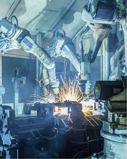 
In großen Montagehallen und Produktionstätten sind die Mitarbeiter oft hohen Lärmpegeln ausgesetzt



