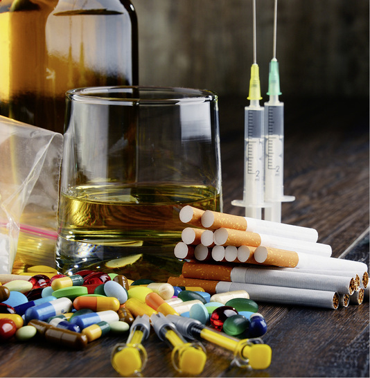 
Suchtprobleme sind nicht nur Privatsache, sondern haben negative Auswirkungen auf den Arbeitsplatz, auch bei Menschen mit Zuwanderungsgeschichte



