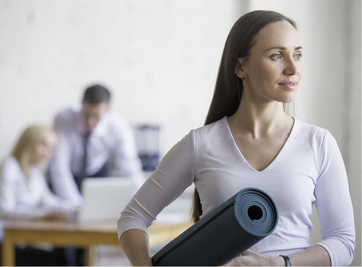 



Angebote, wie beispielsweise „Aktive Pausen“ für die Mitarbeiter, können gerade auch in KMU die betriebliche Gesundheitsförderung unterstützen und eine vertrauensvolle Unternehmenskultur schaffen
