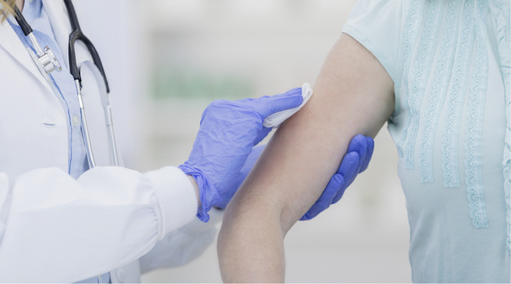 



Impfungen im Betrieb können Maßnahmen des Arbeitsschutzes, aber auch Maßnahmen präventiver allgemeiner Gesundheitsvorsorge sein
