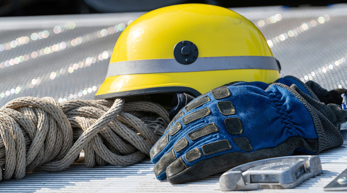 Durch PSA sollen Arbeitsunfälle, Berufskrankheiten sowie arbeitsbedingte Gesundheits­gefährdungen vermieden werden