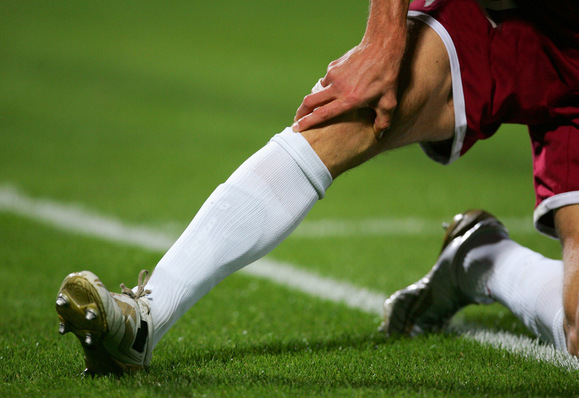 Der isolierte Außenmeniskusschaden des Profisportlers ist nicht vom Schutzbereich der BK 2102 ausgeschlossen