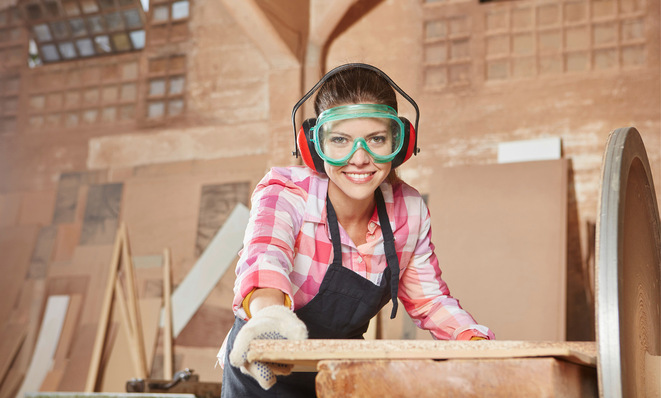 Wer sicher arbeitet, schützt nicht nur sich selbst und andere, sondern trägt auch zum Erfolg des gesamten Unternehmens bei