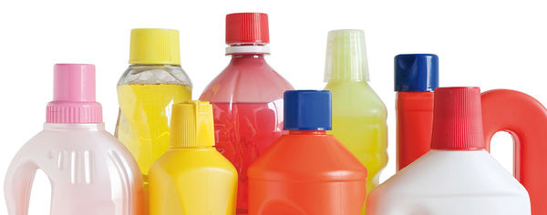 
Trichlorethen (TCE) und Tetrachlorethen (PER) werden teilweise auch heute noch als Lösungs- und Reinigungsmittel eingesetzt
