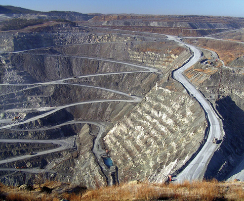 



Arbeiter in Asbestminen haben ein hohes Risiko, an Magen-, Speiseröhren- oder Leberkrebs zu erkranken
