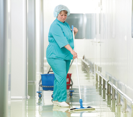 



Im Rahmen eines Hygieneplans sind Regelungen zur Desinfektion und Reinigung einzuhalten
