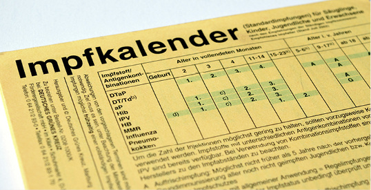 
Viele Menschen in Deutschland haben keinen vollständigen Impfschutz, was nicht selten im Rahmen der betriebsärztlichen Sprechstunde auffällt



