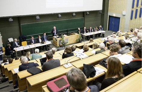 



Bei der Mitgliederversammlung im Rahmen der Jahrestagung wurde der DGAUM-Vorstand neu gewählt
